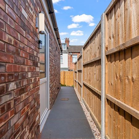 City Centre House, Parking With Ev, Free Wifi, Netflix Coventry Exteriör bild