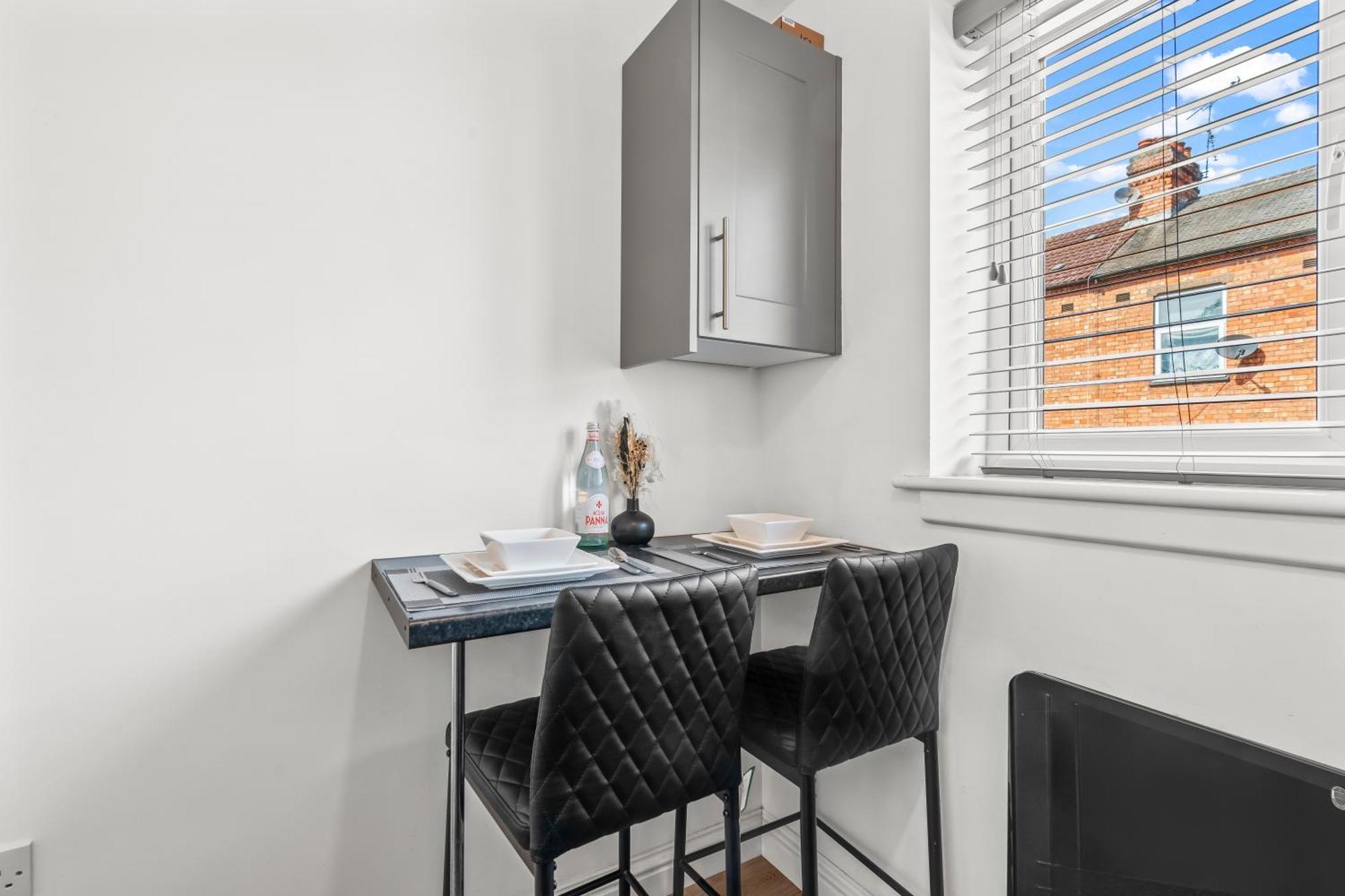 City Centre House, Parking With Ev, Free Wifi, Netflix Coventry Exteriör bild