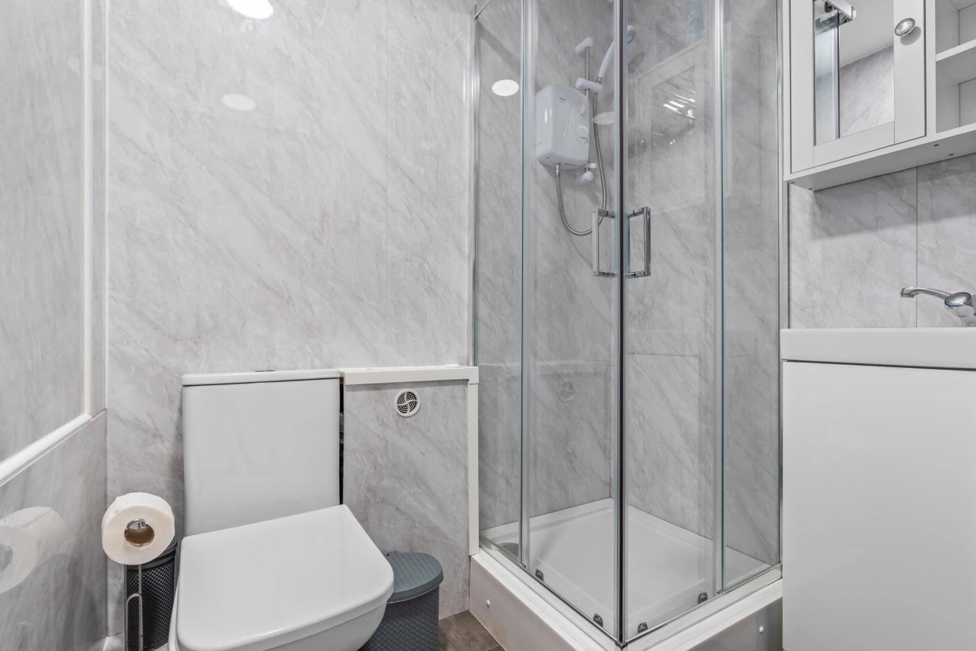 City Centre House, Parking With Ev, Free Wifi, Netflix Coventry Exteriör bild